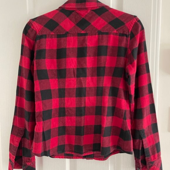 Aritzia Button down shirt - Picture 3 of 5